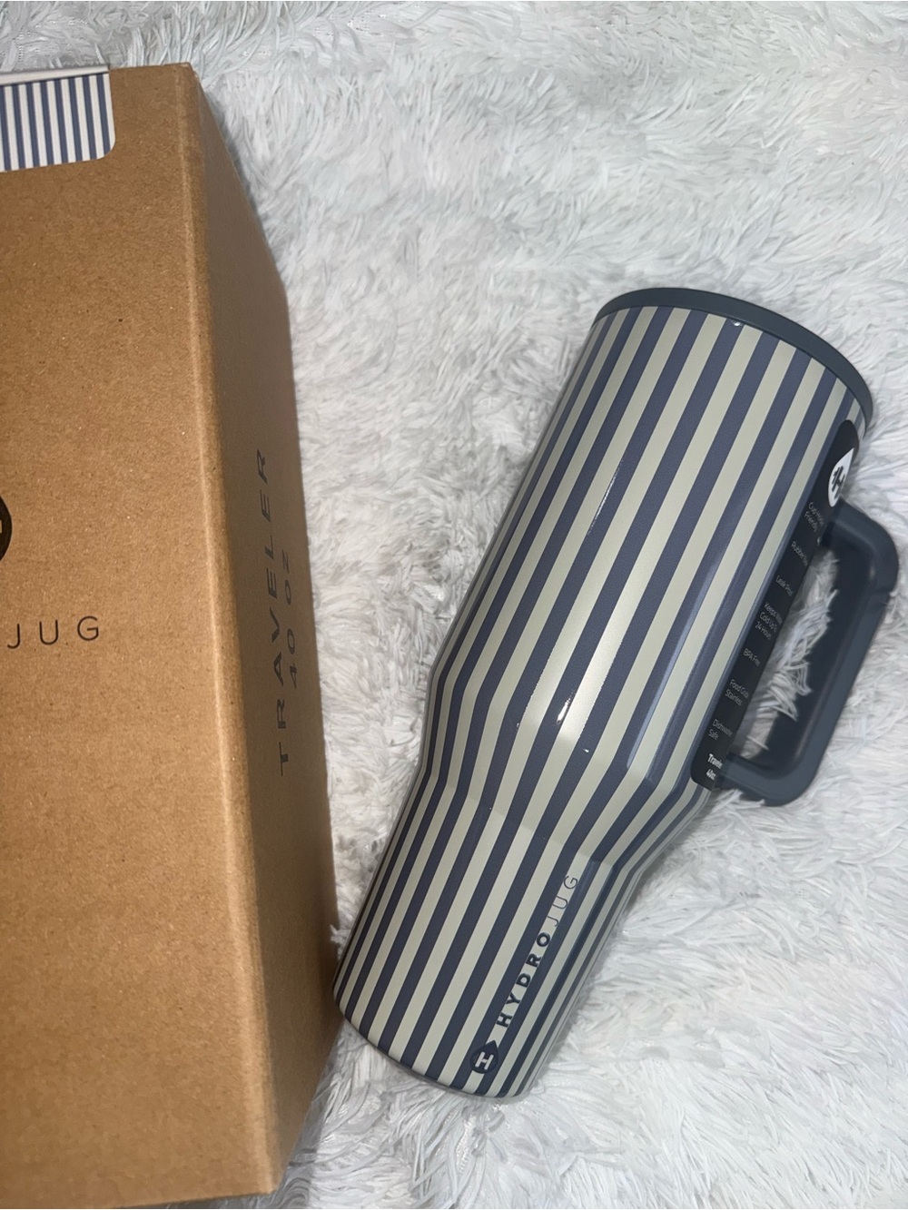 Hydrojug RYLEE and Cru sage stripes